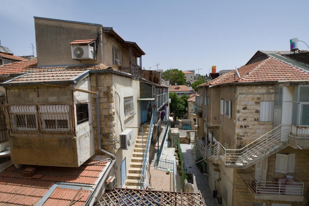 Aju Hamadregot 31 Suites Иерусалим Экстерьер фото